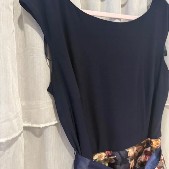 SLNY Navy and Floral A-Line Skirt/dress - Picture 4 of 7